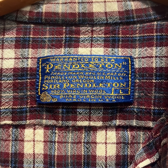 Pendleton Button Up - Picture 5 of 6